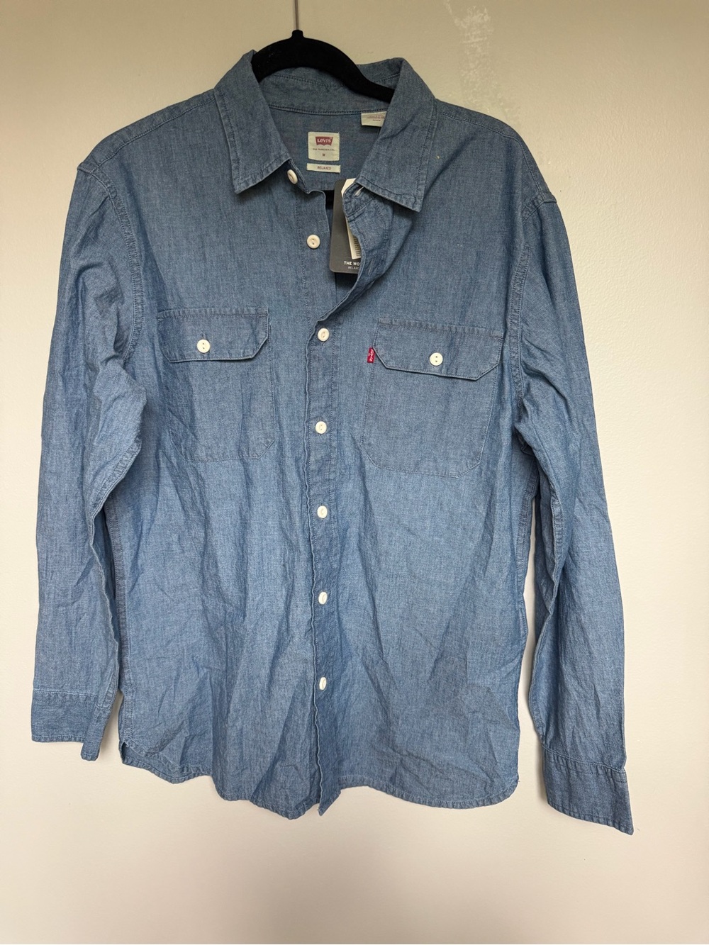 Levi's Men's Denim-Look Light Blue Button-Down Shirt